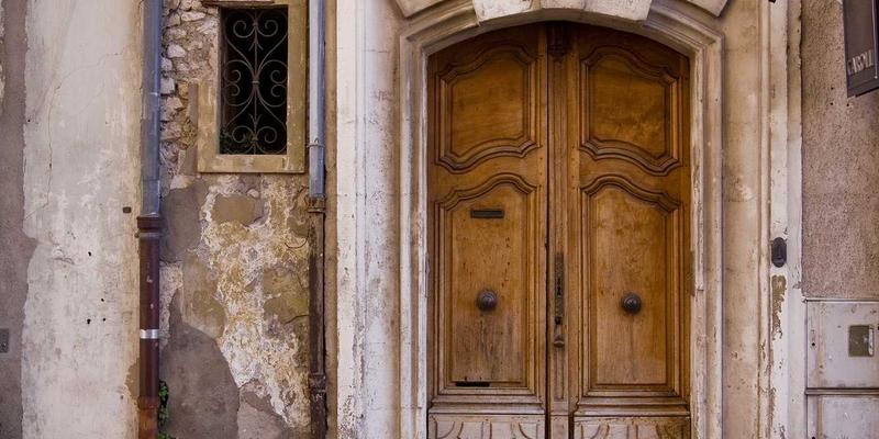 城市阳台种菜指南：实用技巧打造家庭迷你农场，科技趣闻与娱乐八卦的绿色融合